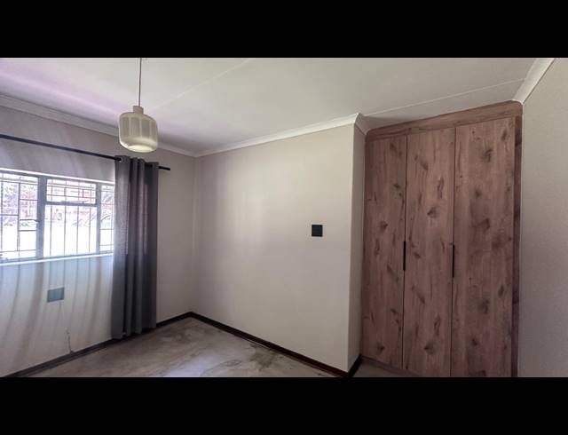 1 BEDROOM FLAT TO LET IN REFILWE